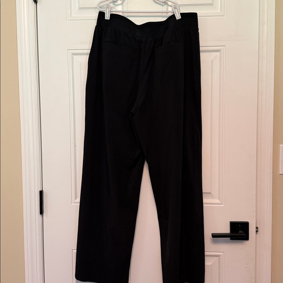 Athleta pinnacle high rise trouser Elegant Black Wide-Leg Trousers - Picture 5 of 6